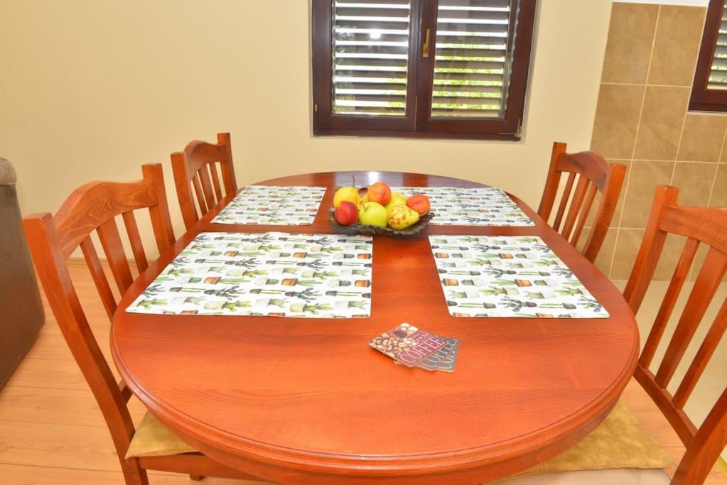 D Apartment Kotor Ngoại thất bức ảnh