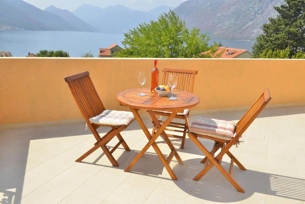 D Apartment Kotor Ngoại thất bức ảnh