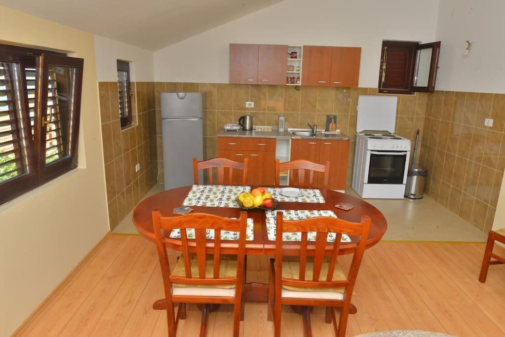 D Apartment Kotor Ngoại thất bức ảnh